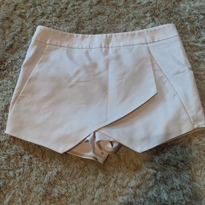 Express, white envelope skirt